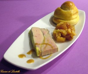 Tokajis libamáj, briós, birs chuttney